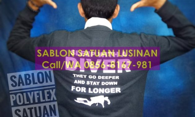 Contoh desain kaos kelas lengan panjang